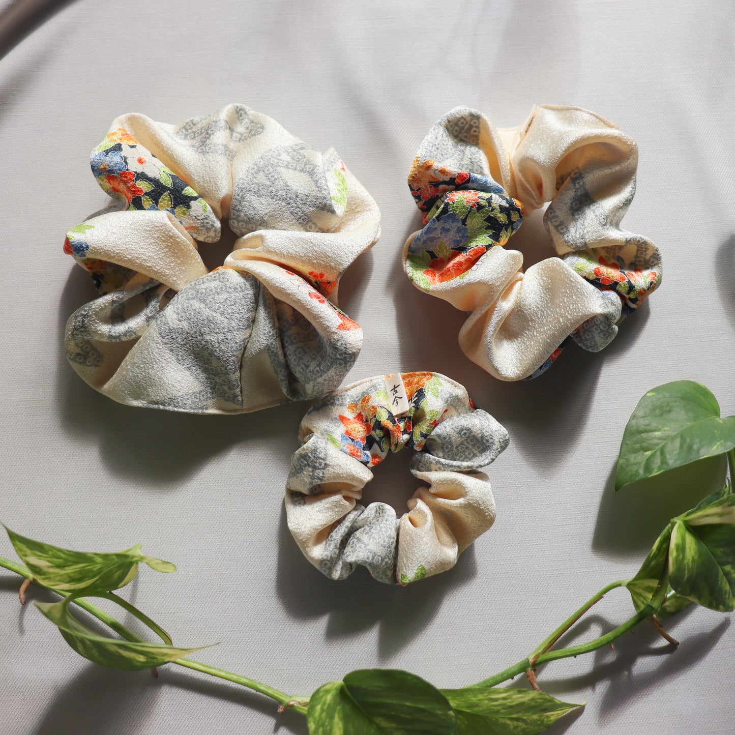 Pre-loved Kimono Scrunchies -Kanzashi-