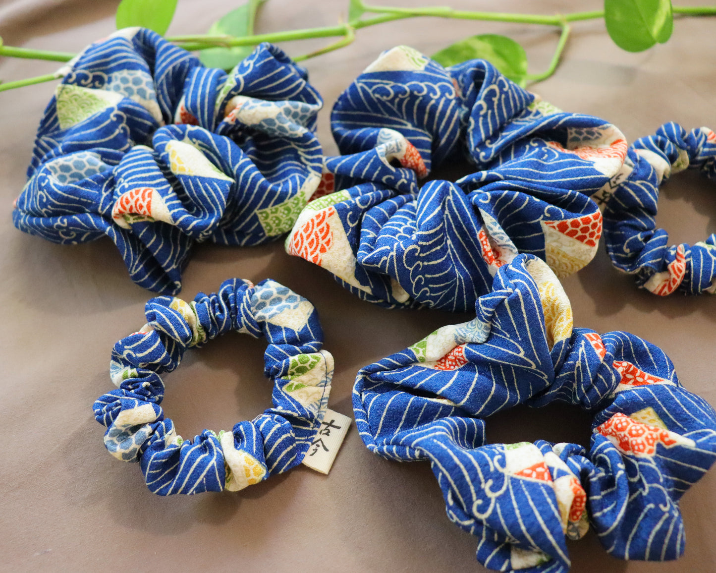 Pre-loved Kimono Scrunchie -Umi-