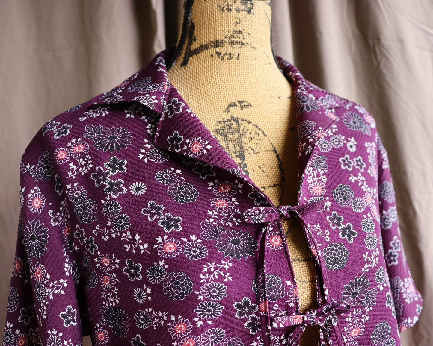 Cropped Front Tie Aoba Shirt-Anemone-