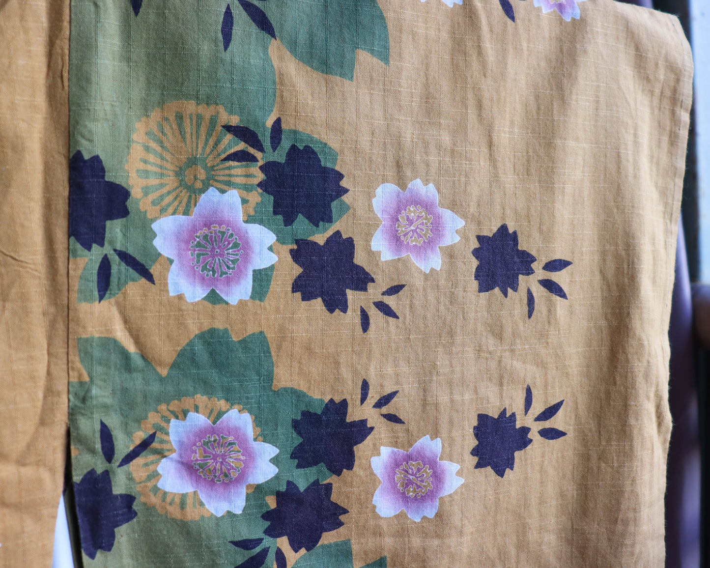 pre-loved yukata: summer cotton kimono. Casual kimono in yellow, with the pattern of cherry blossom.