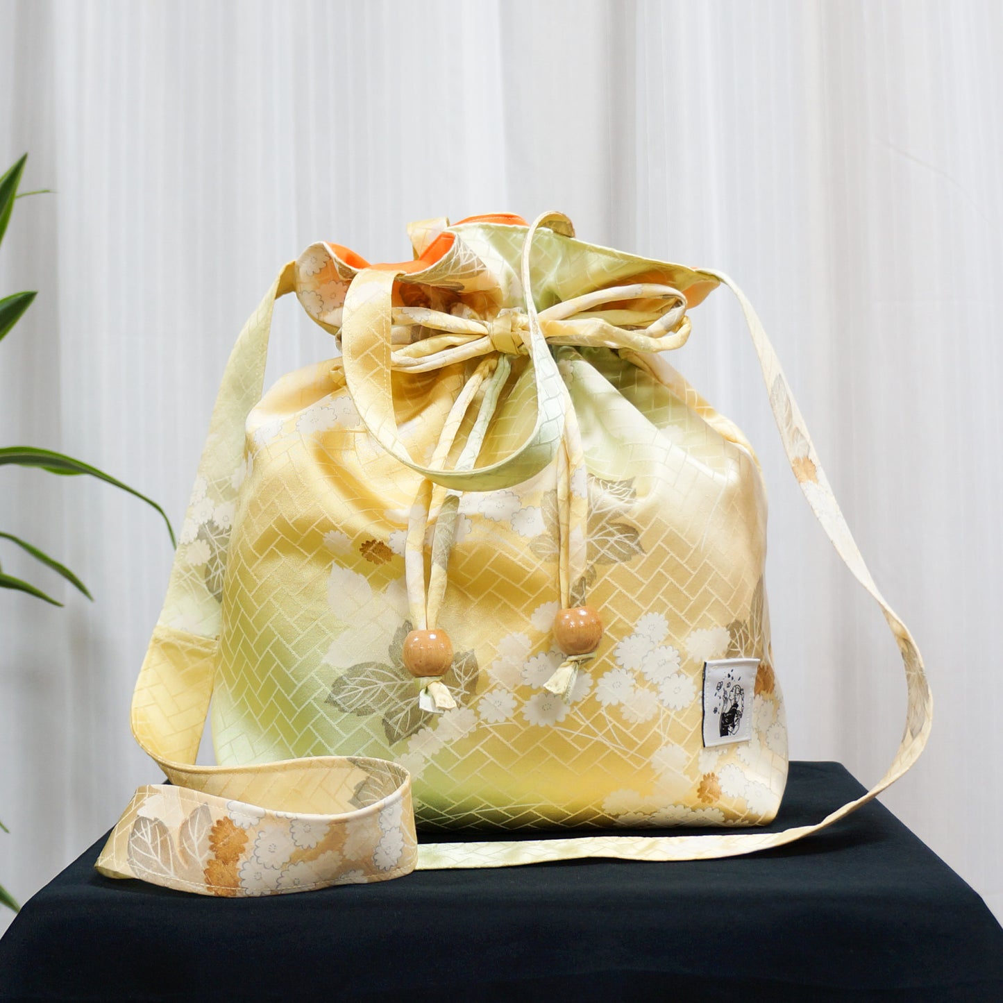 Kinchaku Crossbody Bag -Kogane-