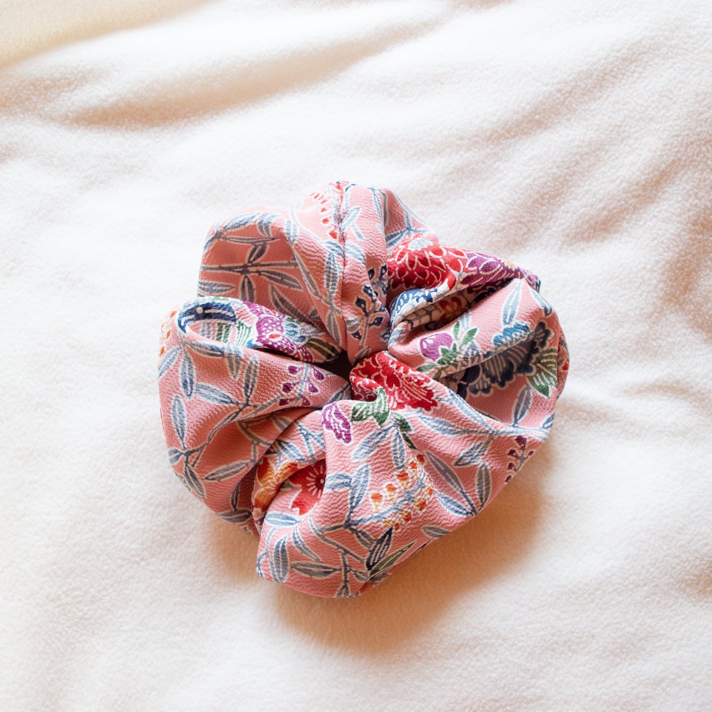 Pre-loved Kimono Scrunchie -Momoko-