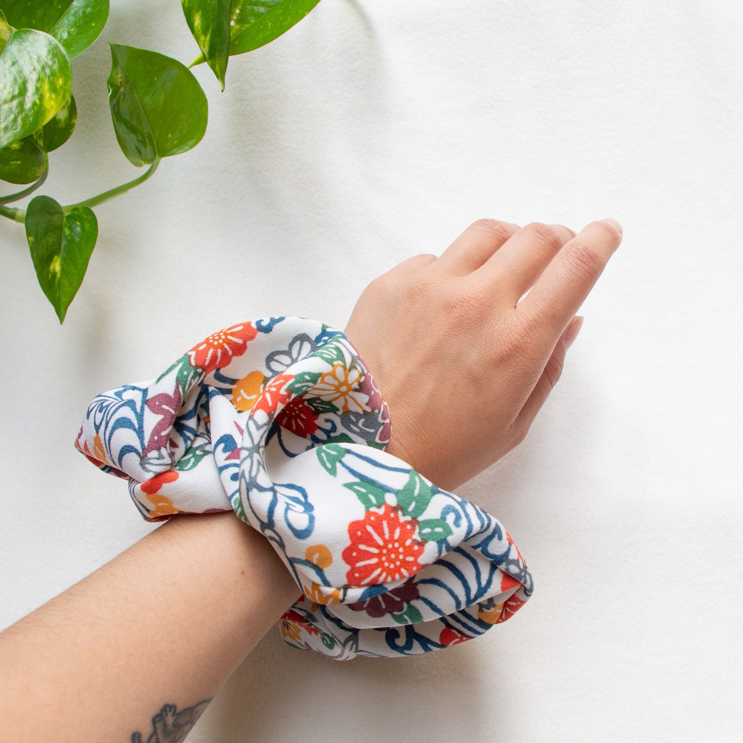Pre-loved Kimono Scrunchie -Kiji-