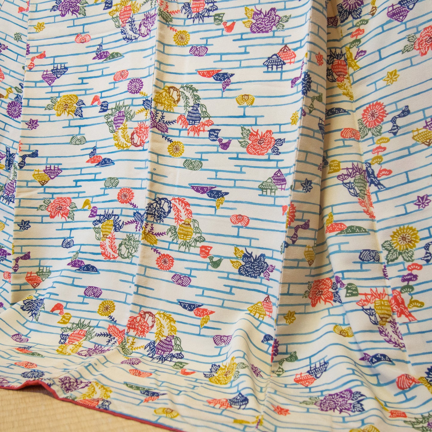 A vintage kimono with retro colourful pattern.