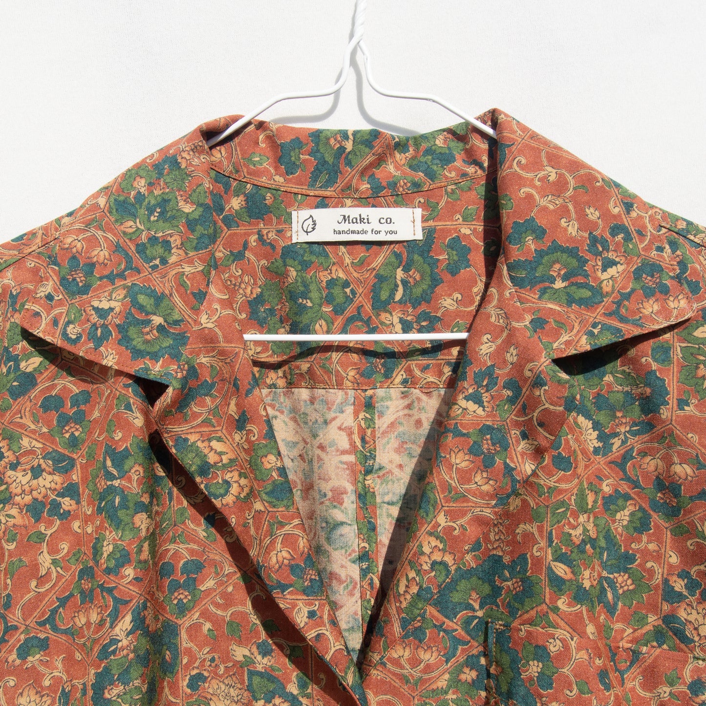 Cropped Aoba Shirt -Hasu-