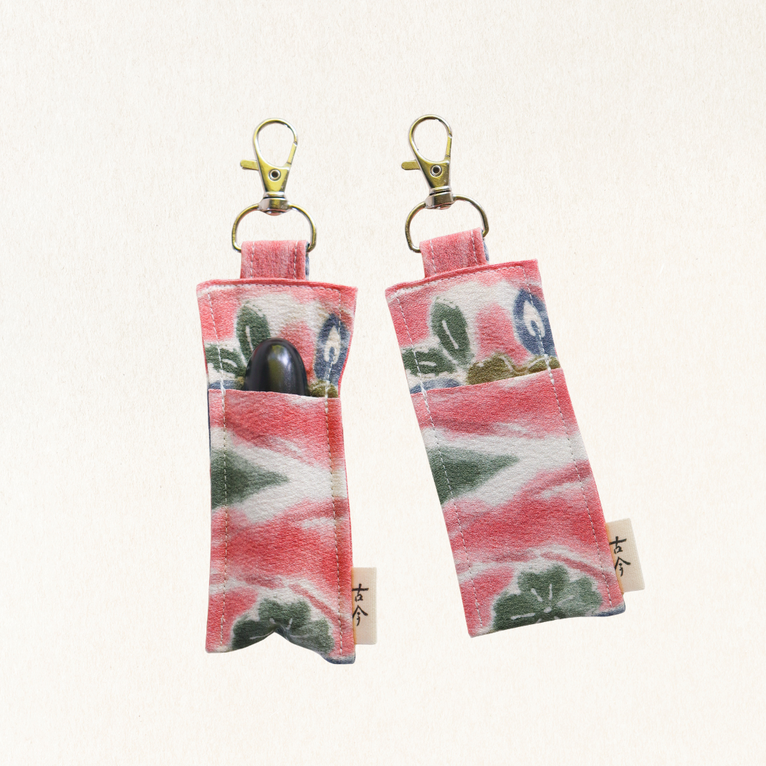 Lipstick Holder Keychain -Tanto-